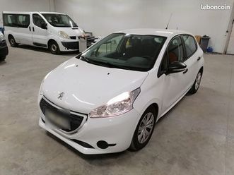 peugeot 208 1.4 hdi société 2 places