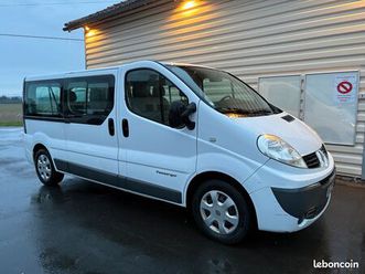 renault trafic passenger 9 places