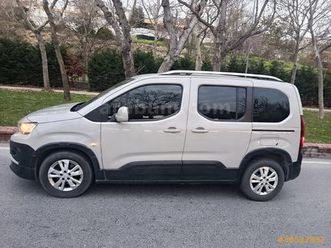 1.6 bluehdi active comfort