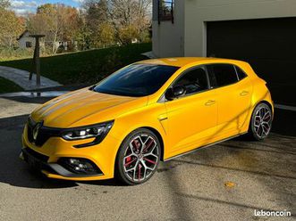 renault megane iv mégane 4 rs trophy – 300 ch – jaune sirius