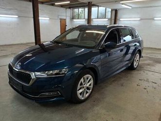 skoda octavia style pano. r.cam dig.cockpit led navi