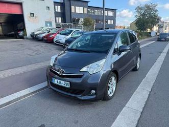 verso s 1.4 d-4d luna