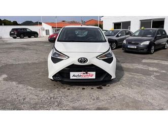 toyota aygo x fun agosto/20