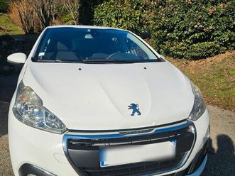 peugeot 208 1,6 bleu hdi 100ch 2 places