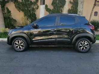 renault kwid outsider 1.0 flex 12v 5p mec. 2024