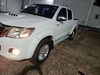 toyota hilux cd srv d4-d 4x4 3.0 tdi diesel aut 2013
