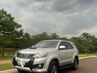 toyota hilux sw4 srv d4-d 4x4 3.0 tdi dies. aut 2014