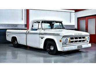 1968 dodge d100 pickup truck 318ci v8 à vendre par enchèr...