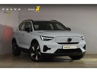 volvo ex40 252pk single motor extended range plus 82 kwh navigatie / camera / adaptive cruise control / stuur & stoelverwarming / trekhaak / elektr. achterklep 