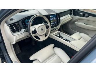 volvo xc60 b5 d ultimate dark awd*360°*ahk*hud*luft*