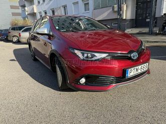 toyota auris touring sports 1.8 hsd freestyle (automata)