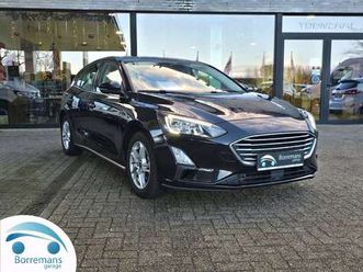 mhev trekhaak/carplay/camera/....