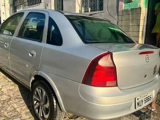 sedan 1.8 mpfi 8v 102cv 4p