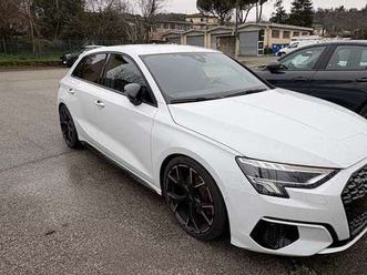 allestimmento s3 cerchi rs3