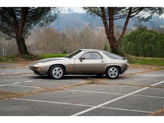 porsche 928 - 1981