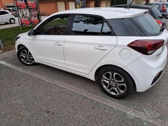 hyundai i2 turbo 100 cv.