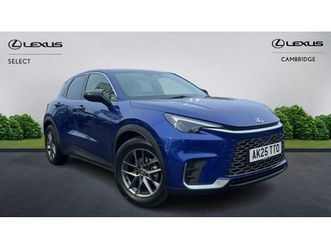 1.5 vvt-ie premium suv 5dr petrol hybrid e-cvt euro 6 (start/stop) (136 ps)-/