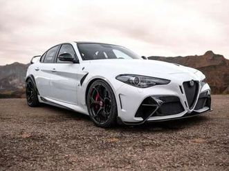 giulia 2.9 v6 gtam 625 cv !!!!!