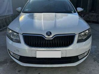 wagon 1.6 tdi cr ambition 105cv