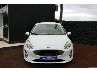 ford fiesta 1.0 t titanium 100 cv maio/18