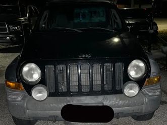 2005 jeep liberty renegade