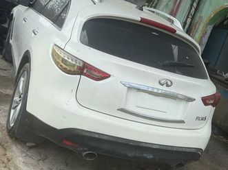 infiniti fx50 5.0 s awd v8 32v gasolina 4p automático 2010