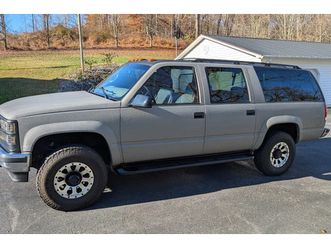 1999 gmc suburban suv