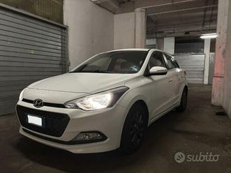hyundai i20 blackline 75cv 1.2 benzina