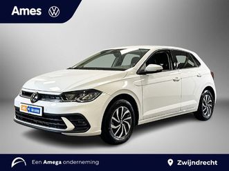 volkswagen polo 1.0 95pk tsi life edition voorstoelen verwarmbaar | automatische afstandsregeling (acc) | 'app-connect' smartphone integratie