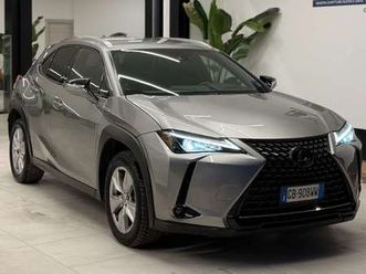 ux 2020 250h 2.0 luxury 2wd cvt