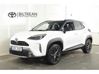 toyota yaris cross hybrid awd adventure plus pkt jbl bi-tone