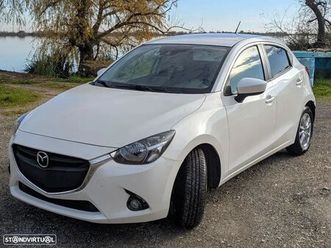 mazda 2 1.5 sky.evolve navi
