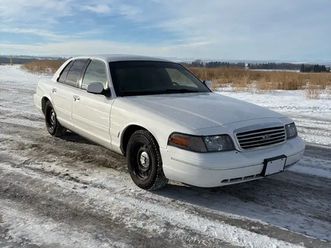 2001 ford crown victoria