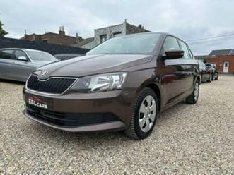 ② skoda fabia 1.0i *12 mois de garantie* — skoda — 2ememain