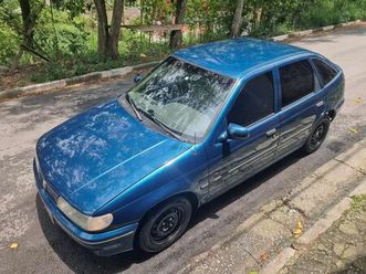 volkswagen pointer gli 1.8 1995