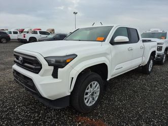 toyota tacoma * sr5 crew cab std bed * carfax * без първоначална