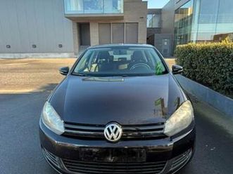 ② golf 6/2011/201.000 km/1,6 gazole/77 kw/euro 5 — volkswagen — 2ememain