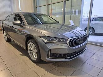 skoda superb combi 2.0 tdi scr selection dsg grafitszürke metál azonnal vihető autó