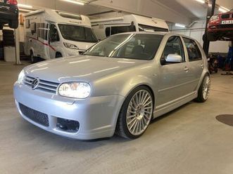 volkswagen golf 4 r32