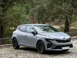 renault clio (e-tech hybrid) junho/24