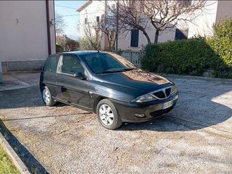 lancia y “unica”