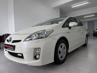 toyota prius 1.8 premium +pele+gps+solar
