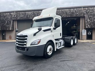 2018 freightliner cascadia 126