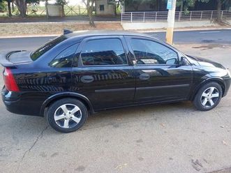 sedan 1.0 mpfi 8v 71cv 4p