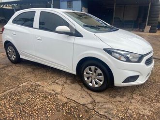 hatch lt 1.0 8v flex mec. 4p