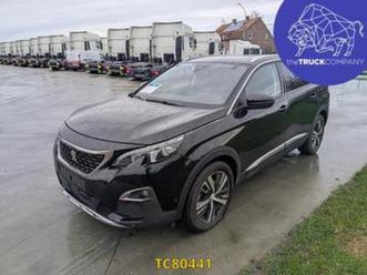 ② peugeot 5008 1.5 blue hdi (année de construction 2018) — camionnettes & utilitaires — 2ememain
