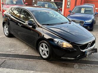 v40-d4-momentum-unipro-rate-e6