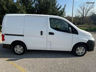 nissan nv 200 2016