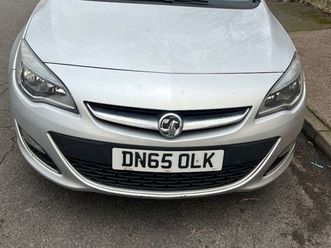 vauxhall, astra, hatchback, 2015, manual, 1956 (cc), 5 doors