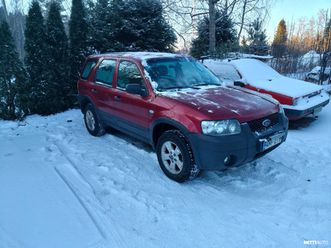 2.3i 150hv xlt 5d 4x4